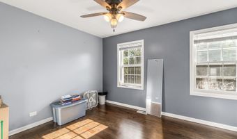 40233 N Lakeview Ave, Antioch, IL 60002