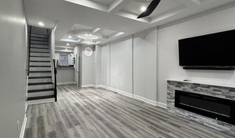 3026 E MONUMENT St, Baltimore, MD 21205