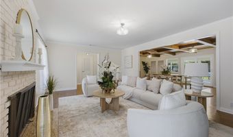 2011 Canyon Rd, Arcadia, CA 91006