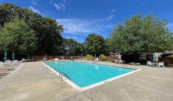 69 Bradford Ct, Aberdeen, NJ 07747