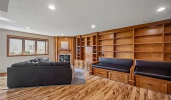 1203 NE 47th St, Ankeny, IA 50021