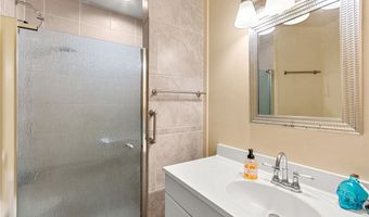 5225 Saratoga Dr, Las Vegas, NV 89120