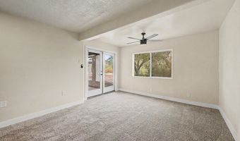 1065 W WHITELEY St, Apache Junction, AZ 85120