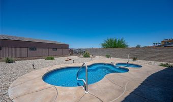 2921 Steamboat Dr, Bullhead City, AZ 86429