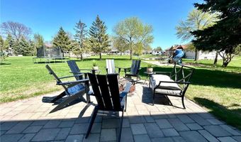 1921 Sherman Dr NW, Alexandria, MN 56308