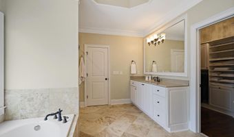 7989 Magnolia Sq, Atlanta, GA 30350