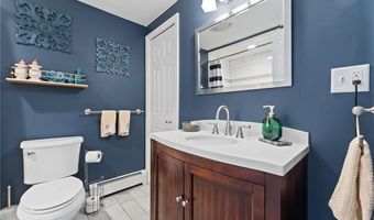 17 Boyle Ave, Cumberland, RI 02864