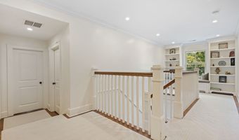 71 West Ave, Darien, CT 06820