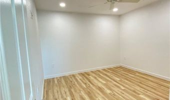 24729 Roxbury Rd A, Apple Valley, CA 92307