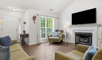 156 Kensington Way, Aberdeen, NC 28315