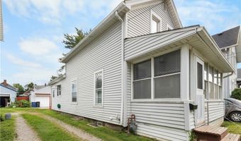 1733 W 7th St W, Ashtabula, OH 44004