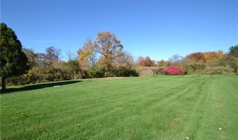 49 Seabreeze Ln 49, Bristol, RI 02809