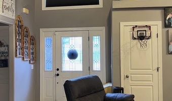 409 Brittany Ct, Aurora, MO 65605