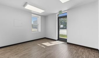 111 W Hazel St, Albion, IN 46701