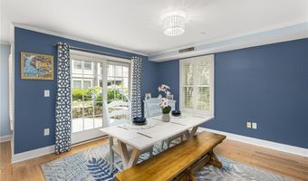 20 Narragansett Ave 602, Narragansett, RI 02882
