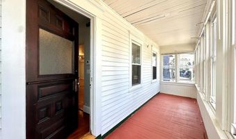 91 Van Zandt Ave, Newport, RI 02840