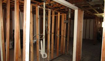 1608 W Sears Ave, Artesia, NM 88210