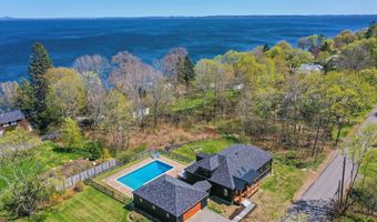 16 Cottage St, Belfast, ME 04915