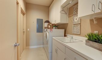 600 Bellevue Way SE 301, Bellevue, WA 98004