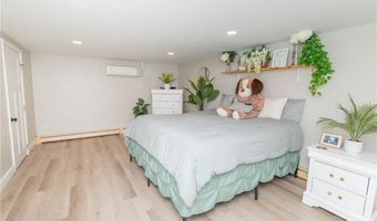 2 Ash Ln, North Providence, RI 02911