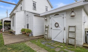 210 N BEACH Ave, Beach Haven, NJ 08008