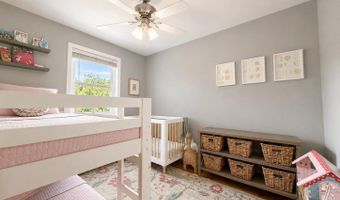 609 S HENRY St, Alexandria, VA 22314