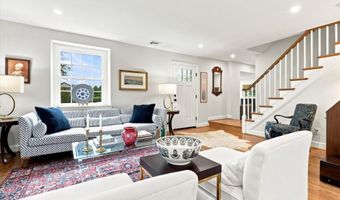 49 W SKIPPACK Pike, Ambler, PA 19002