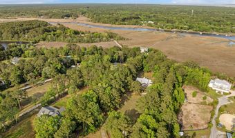 4663 Causey Pond Rd, Awendaw, SC 29429