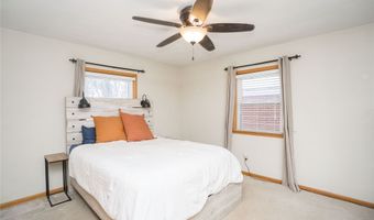 112 NW Des Moines St, Ankeny, IA 50023