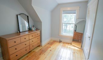 27 Princeton St, Bangor, ME 04401