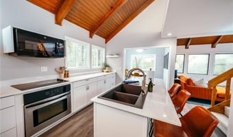 8 Norwood Dr, Bella Vista, AR 72714