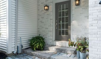 20 Babbidge Rd, Falmouth, ME 04105