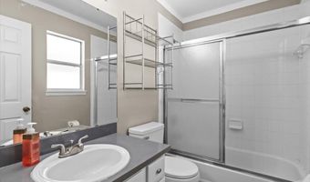 95 W 13TH St, Atlantic Beach, FL 32233