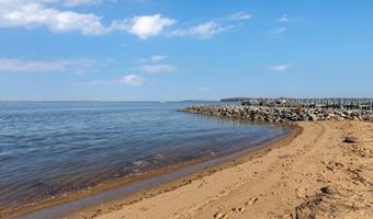 1 KENT Dr, Betterton, MD 21610