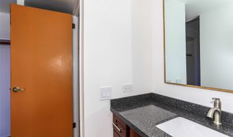225 Queen St 20D, Honolulu, HI 96813