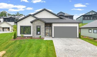325 Avery Trail Dr 34, Arden, NC 28704