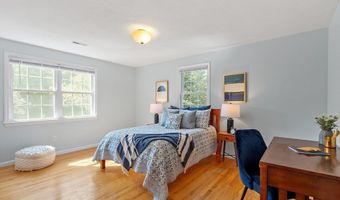 16 Patriots Rd, Acton, MA 01720