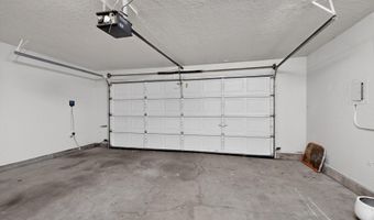 9735 Village Green Dr NE, Albuquerque, NM 87111