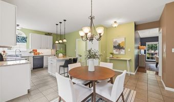 614 Whispering Willows Ct, Ballwin, MO 63021