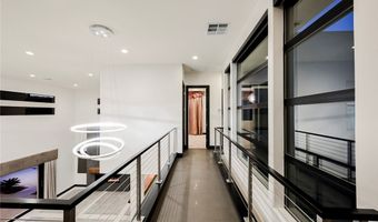 94 Glade Hollow Dr, Las Vegas, NV 89135