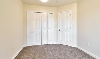 421 HARRIS Ln, Oregon City, OR 97045