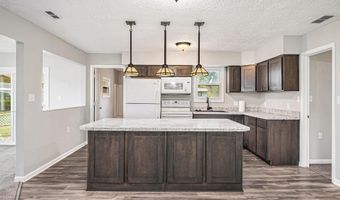 102 Oak Ln, Ashland, NE 68003