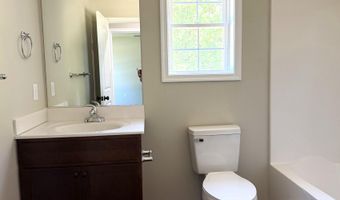 100 FAIRFAX Ln 82, Dover, DE 19901