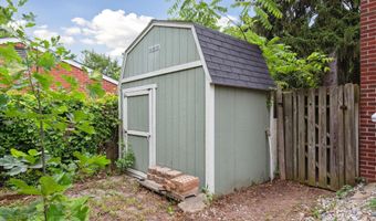 2422 Essex, Ann Arbor, MI 48104