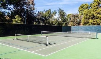 2457 Angelo Dr, Los Angeles, CA 90077