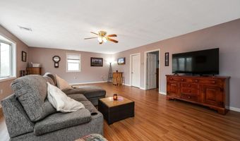 20 Canadian Geese Rd, Attleboro, MA 02703