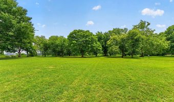 6010 BANGOR Dr, Alexandria, VA 22303