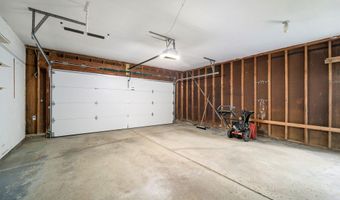 2225 Tilsby Ct, Ann Arbor, MI 48103