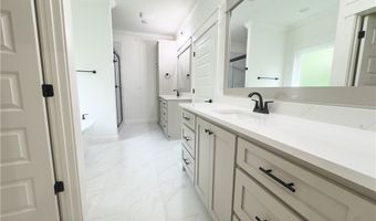 25 Roxburgh Dr, Bella Vista, AR 72715