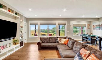 415 S Piper Ave, Ash Grove, MO 65604